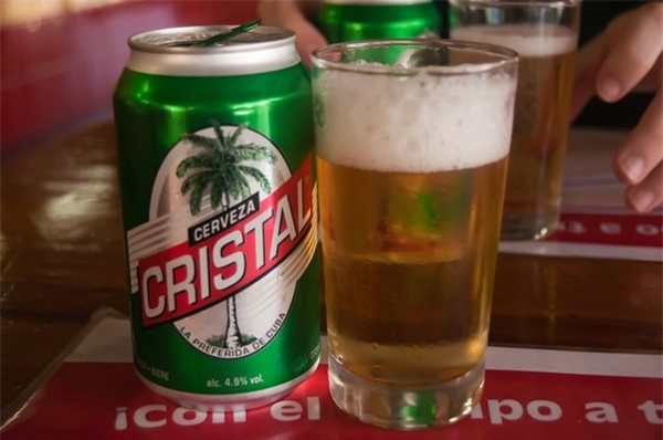 Bia Cristal ngon nổi tiếng Cuba, du lịch châu mỹ, du lịch nước ngoài, du lịch quốc tế, tour quốc tế, tour nước ngoài